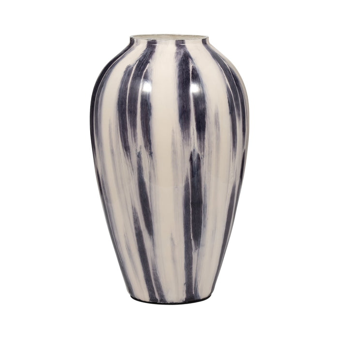 glass-17-striped-vase-black-white-3