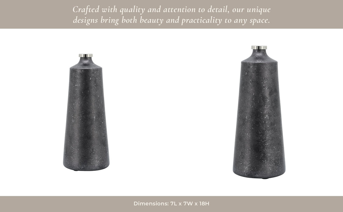 glass-18-h-vase-w-ring-black-12