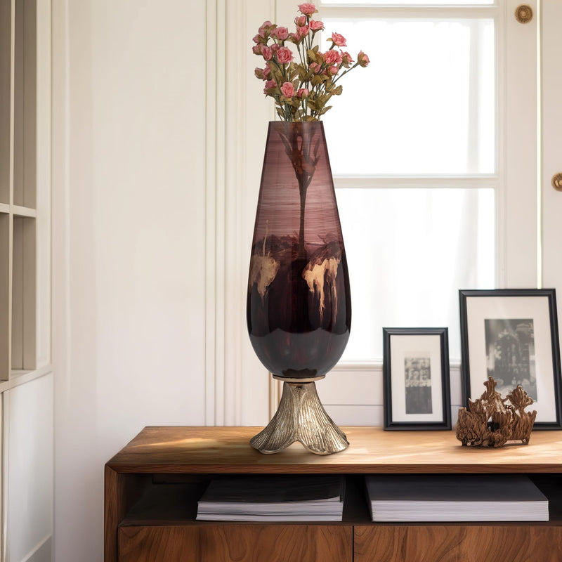 glass-19-vase-w-leaf-base-bronze-11