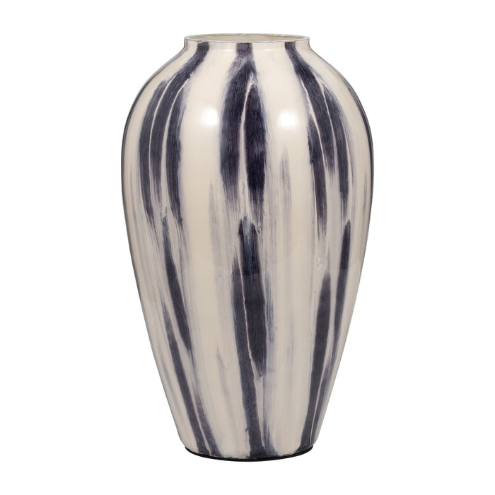glass-20-striped-vase-black-white-1