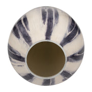 glass-20-striped-vase-black-white-5