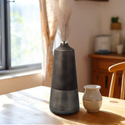 glass-21-h-vase-w-ring-bronze-9