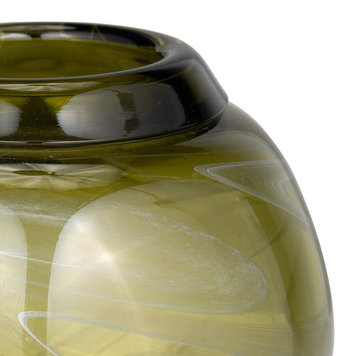 glass-7-bowl-green-swirl-4