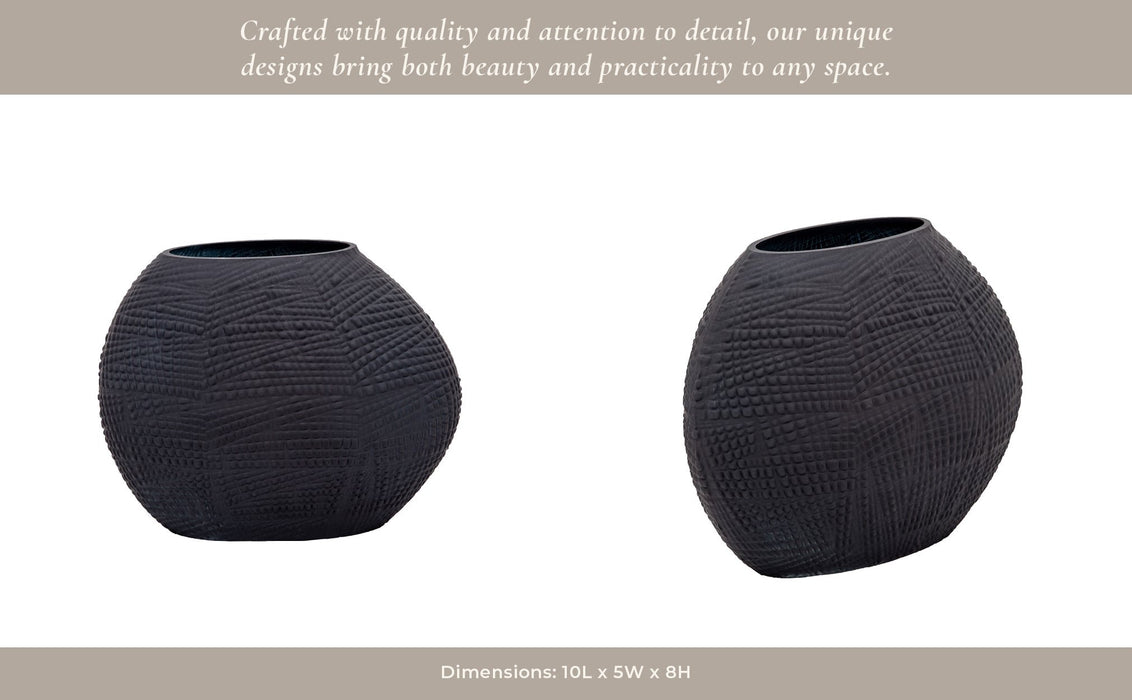 glass-8-h-textured-vase-black-11