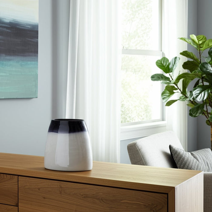 glass-8-ombre-vase-blue-11