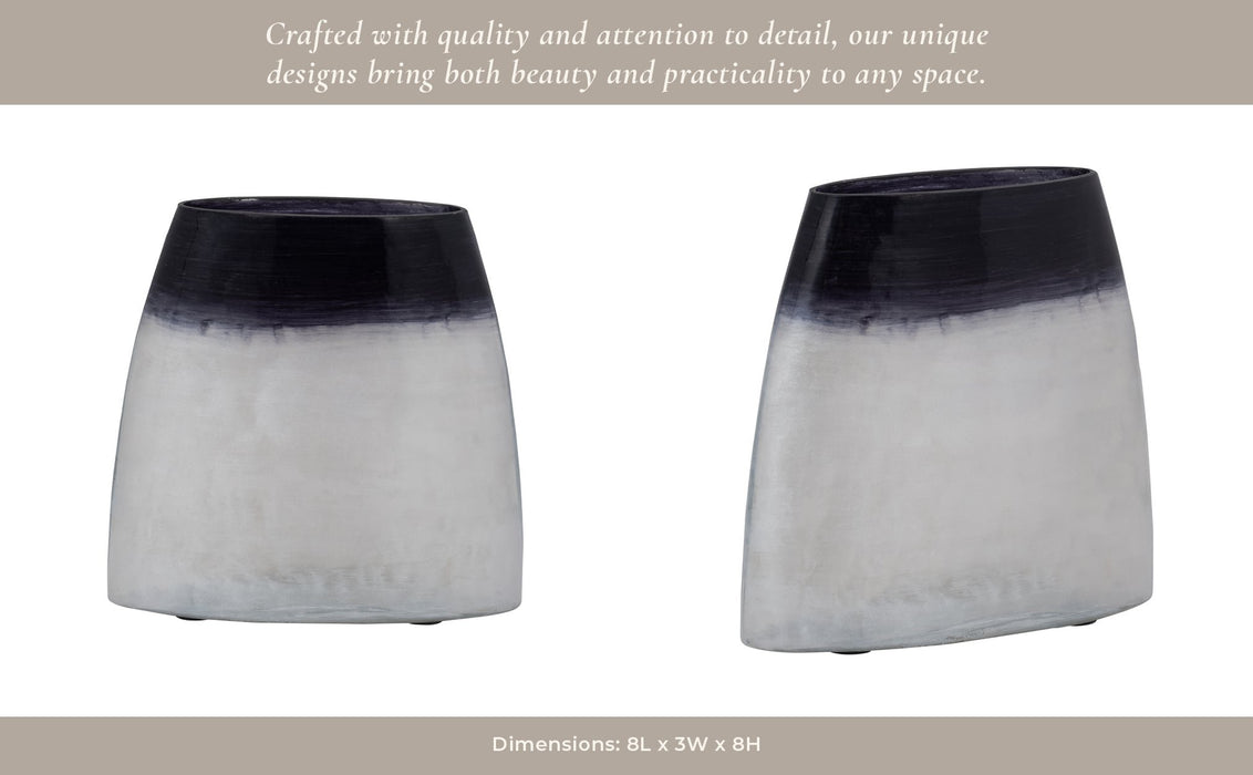 glass-8-ombre-vase-blue-14