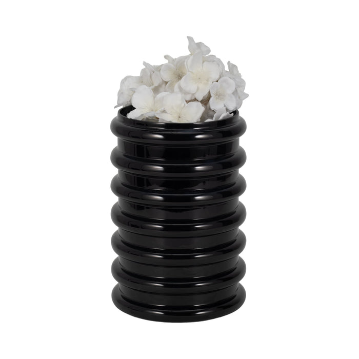glass-9-h-scallop-vase-black-2