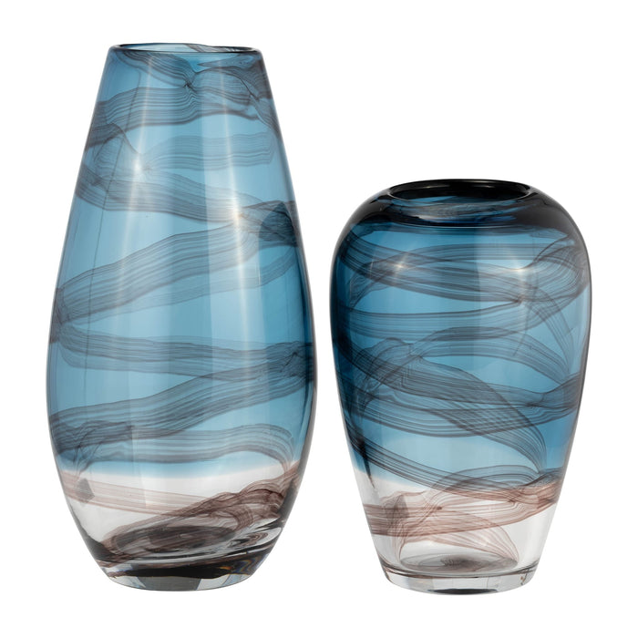 glass-9-h-swirl-vase-blue-8