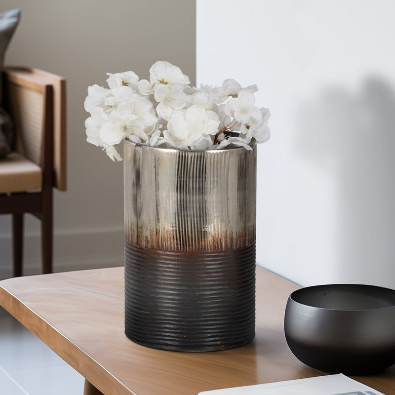glass-9-metallic-2-tone-vase-silver-10