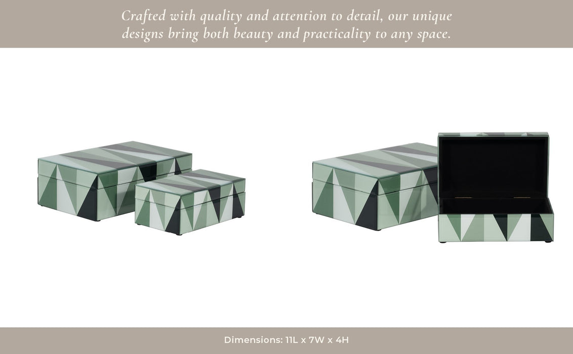 glass-s-2-8-11-triangles-boxes-green-white-14