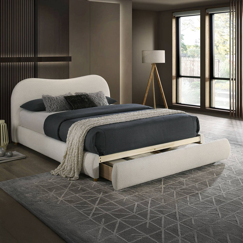 grimsby-e-king-bed-white-boucle-1