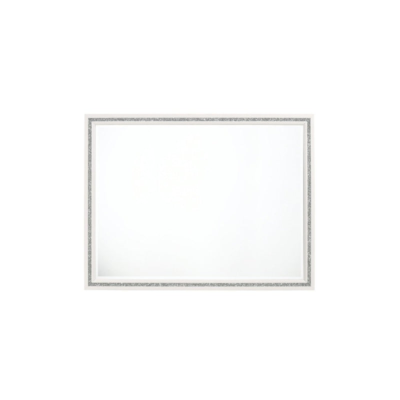 haiden-white-mirror-2