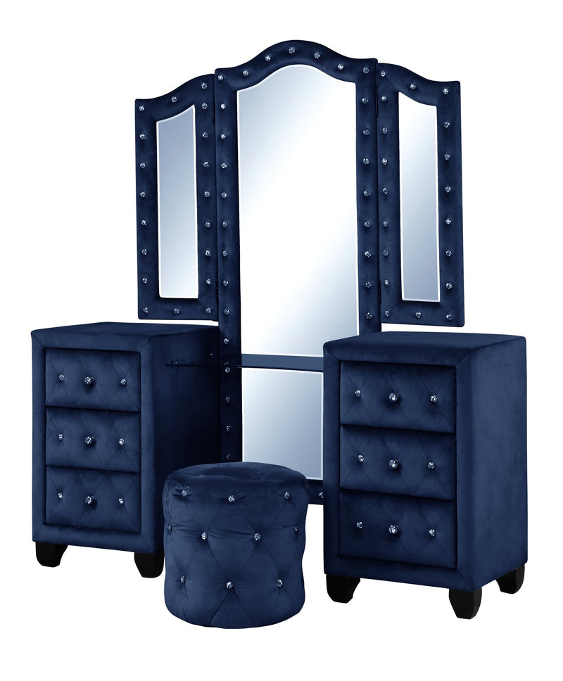 hazel-king-vanity-4-blue-18