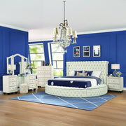 hazel-queen-vanity-5-cream-22