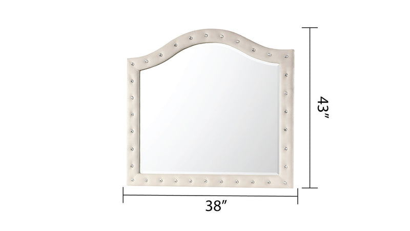 hazel-queen-vanity-5-cream-9