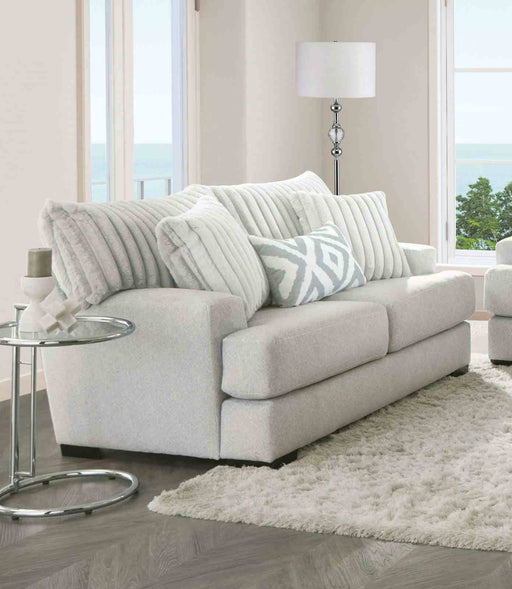 hermilly-loveseat-1