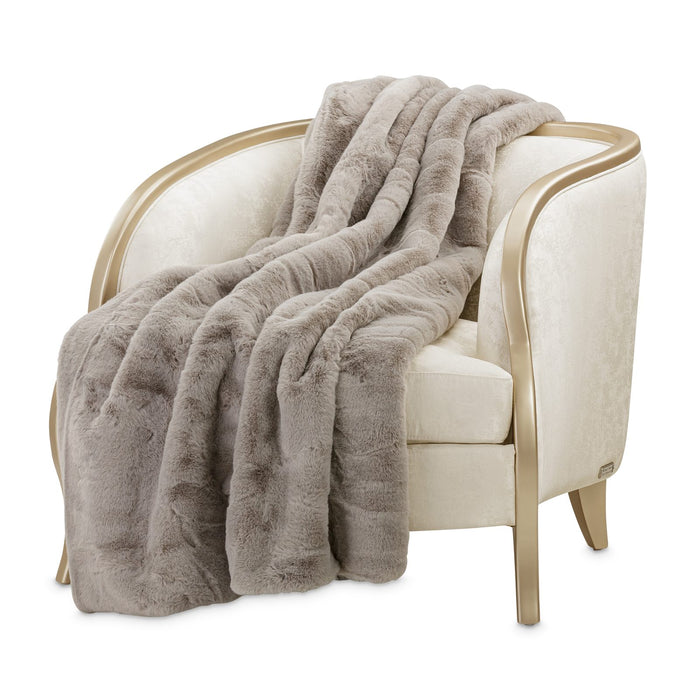 hopps-54-x72-faux-fur-throw-platinum-1