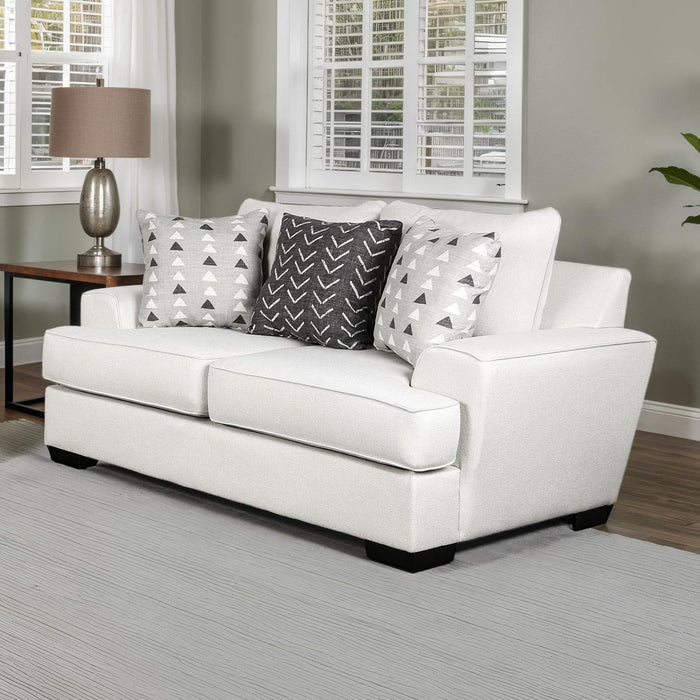 hyde-park-loveseat-pillows-1