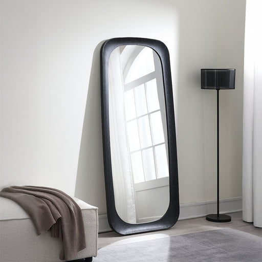 izusa-black-floor-mirror-1