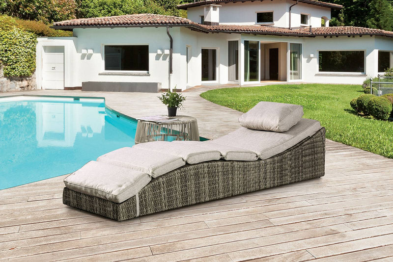 kesi-patio-folding-bed-1