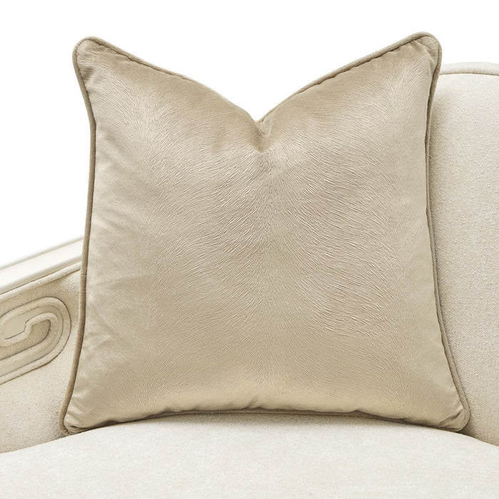 la-marisia-chenille-sofa-tranquil-creamy-pearl-11