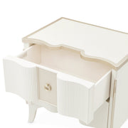 la-marisia-nightstand-creamy-pearl-4