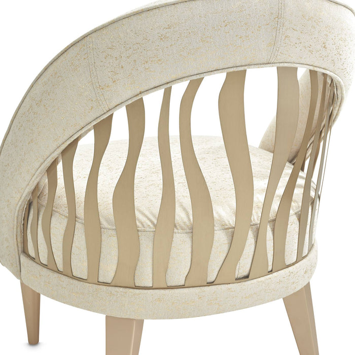 la-rachelle-flame-chair-gold-rush-champagne-7