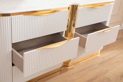 laura-dresser-white-2