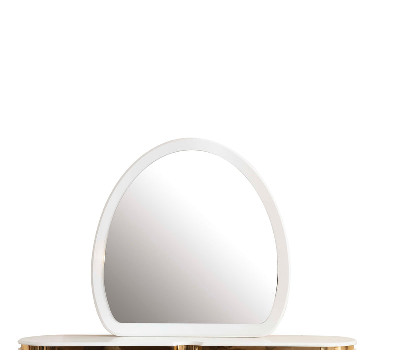laura-mirror-white-1