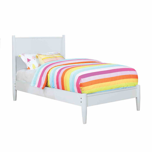 lennart-ii-e-king-bed-white-2