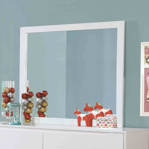 lennart-ii-rectangular-mirror-white-1