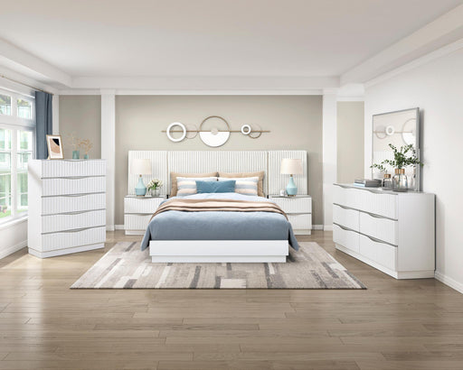 linea-mirror-1