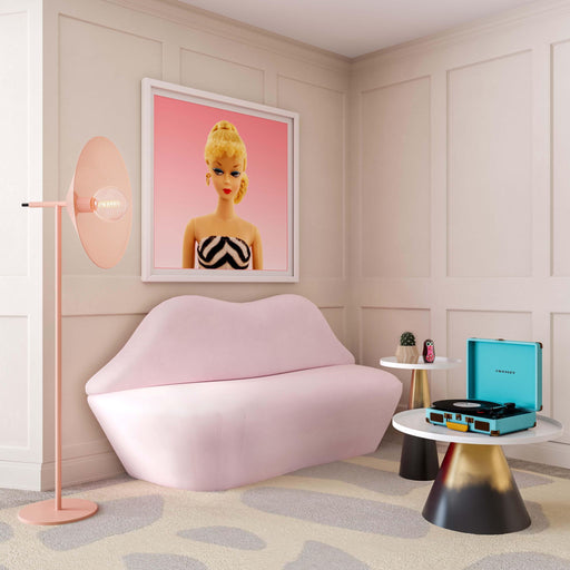 lips-blush-velvet-settee-2