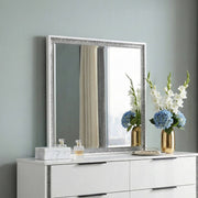 lumin-mirror-1