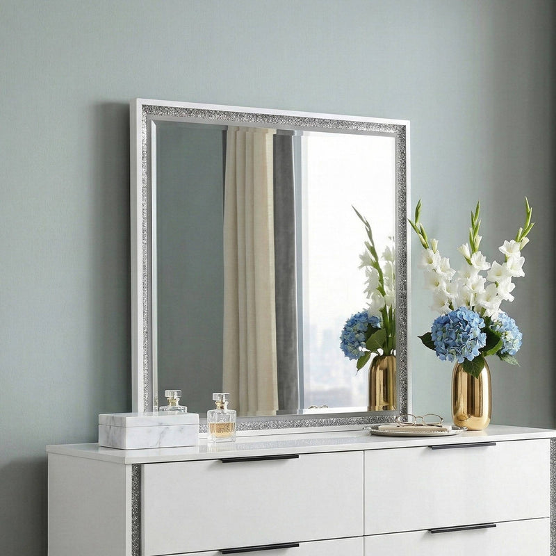 lumin-mirror-1