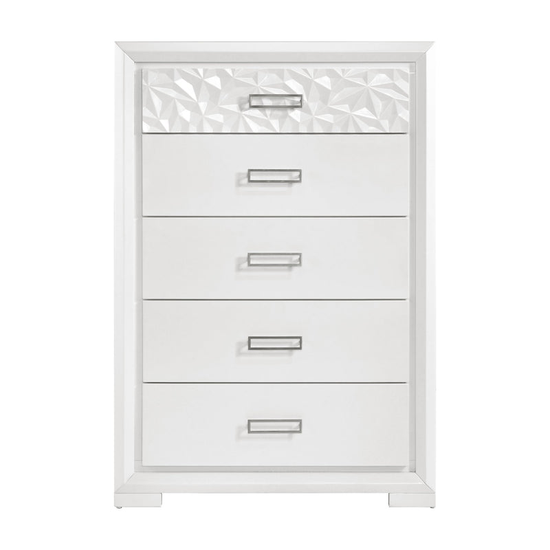 luna-chest-1