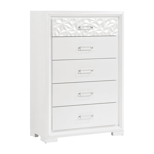 luna-chest-2