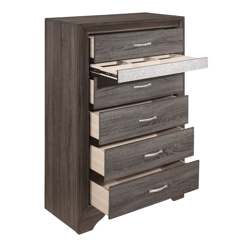 luster-chest-3