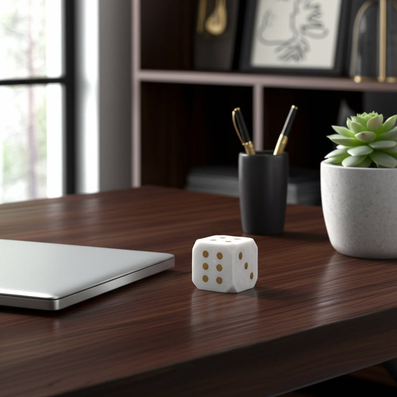 marble-4-dice-white-10