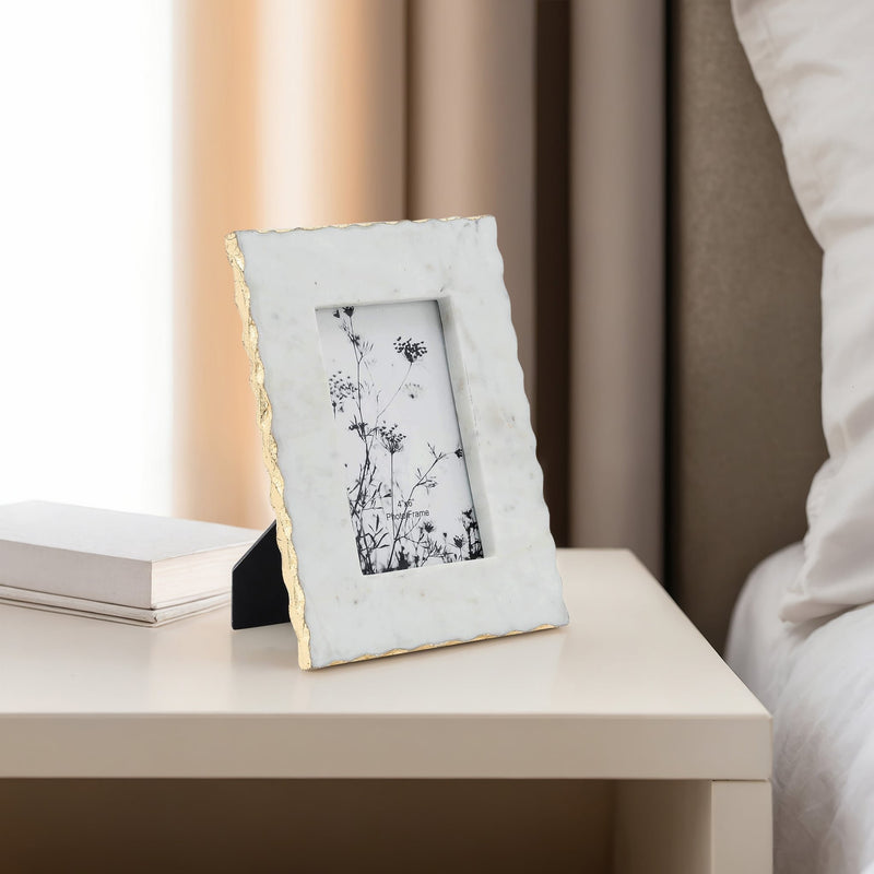 marble-4x6-jagged-photo-frame-w-gold-trim-whit-9