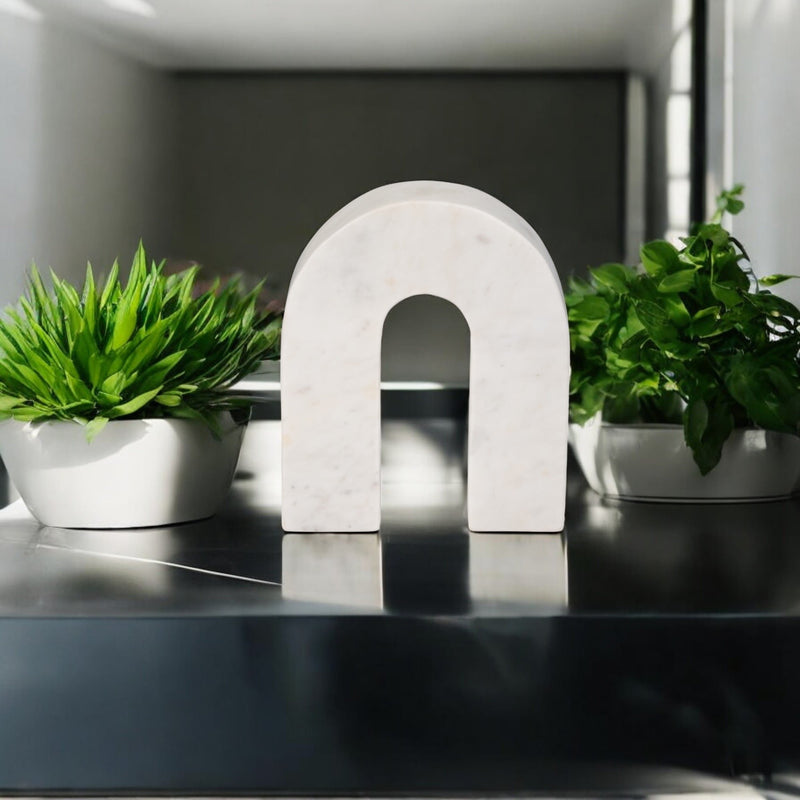 marble-7-h-horseshoe-tabletop-deco-white-12