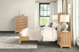 mchenry-queen-bed-natural-oak-3