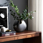 metal-10-round-chipped-vase-black-12