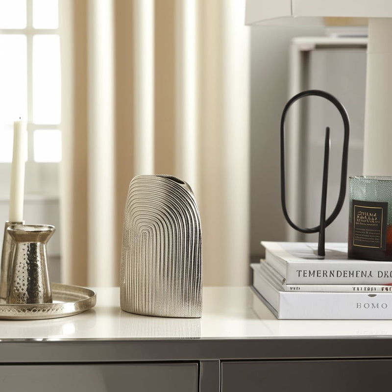 metal-11-arch-vase-silver-12