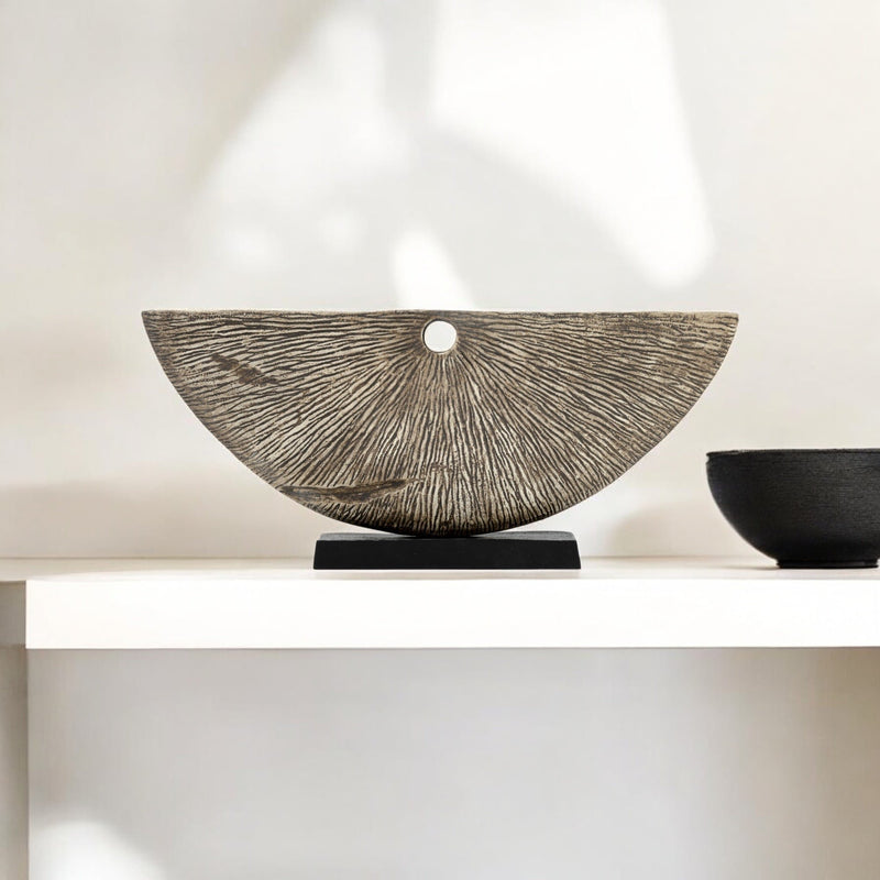 metal-11-corrugated-half-circle-sculpture-ivory-6