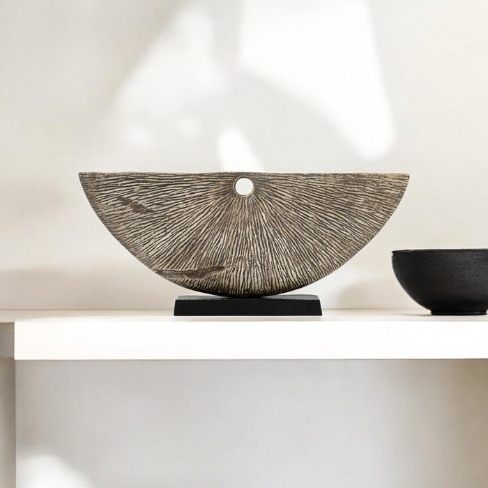 metal-11-corrugated-half-circle-sculpture-ivory-6