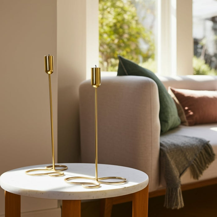 metal-11-squiggly-base-taper-candleholder-gold-10