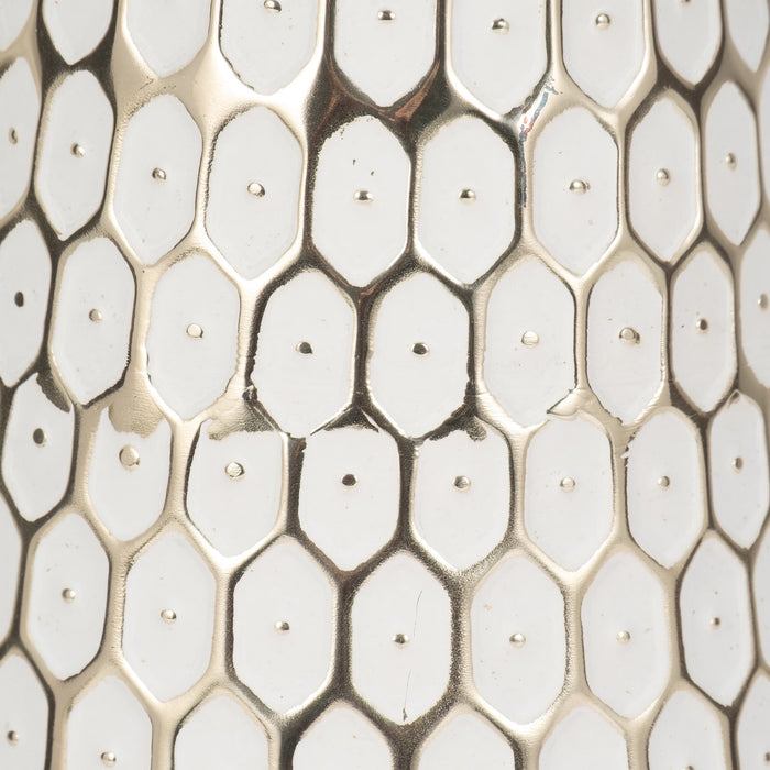 metal-11-tribal-vase-gold-4