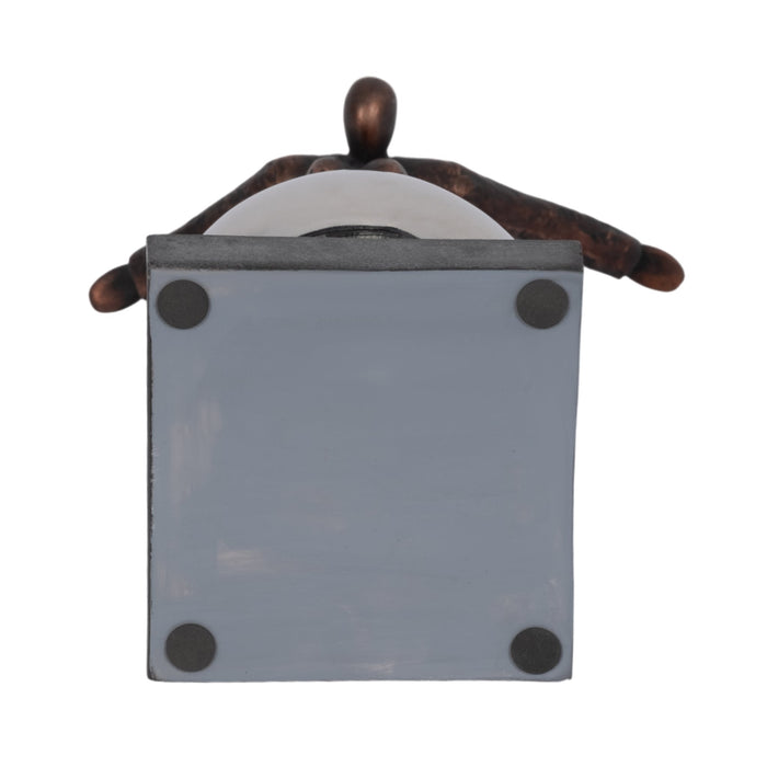 metal-12-balancing-man-on-sphere-bronze-7