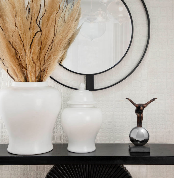 metal-12-balancing-man-on-sphere-bronze-8